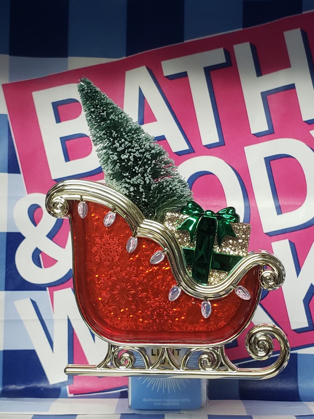 BBW Holiday Sleigh Night Light Fragrance Wallflowers Plug In Home Scent Decor
